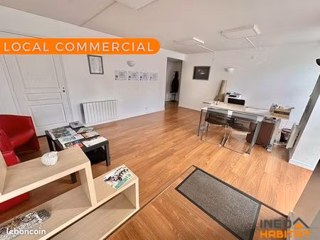 local commercial 77 m² saint aubin du cormier