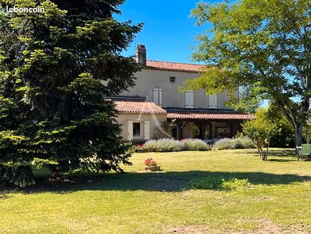 maison 5 pièces 144 m²