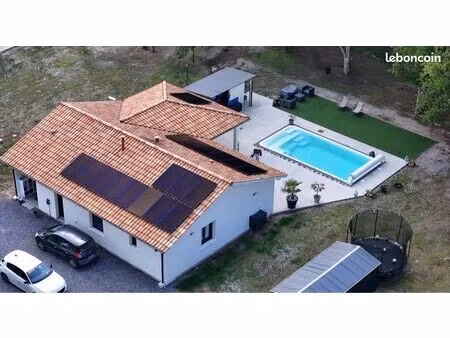 maison récente de 107m2 avec piscine