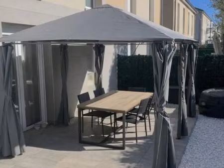 t3 standing rez-de-jardin ? | parkings et garage moto ?️ | état neuf