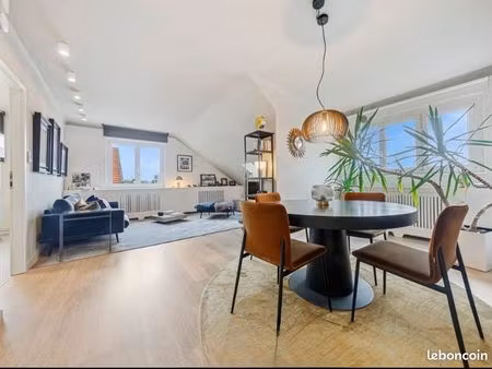 t3 haut de gamme rénové cave + parking