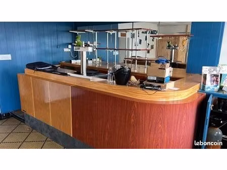 local commercial idéalement situé à montjean-sur-loire – 200 m² disponibles immédiatement