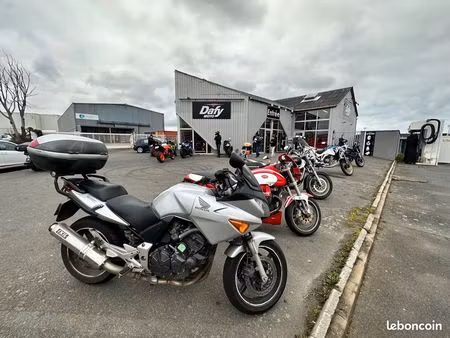 local commercial 530 m² – saint-malo zac la madeleine – loyer 4500 ht – bail à céder