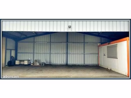 local commercial ou professionnel emplacement premium a foulayronnes