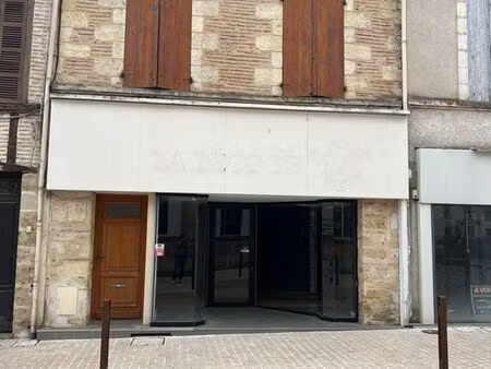 local commercial 85 m2 cœur de ville