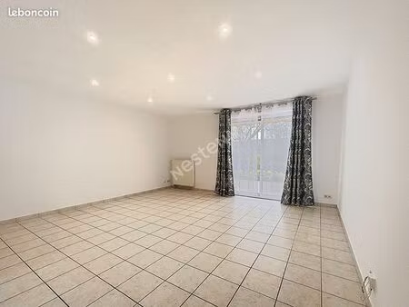 maison 3 pièces 69 m²