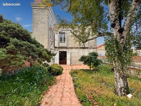 maison 6 pièces 200 m²