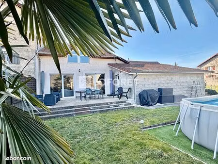 maison 7 pièces 170 m²