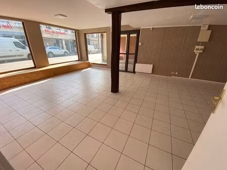 local commercial hypercentre montier en der