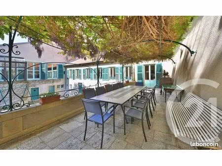 propriété 9 pièces 450 m²