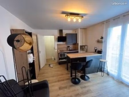 studio à louer à joué les tours (alouette)