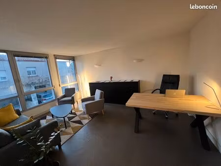 a louer bureaux béziers 45 m2 proche auchan /gendarmerie