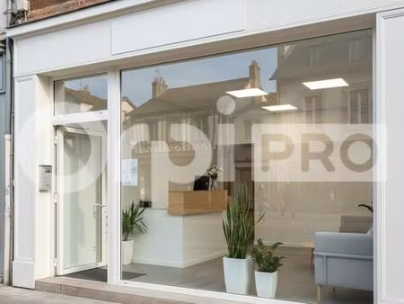 local commercial 70 m²