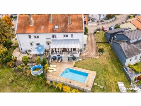 maison 10 pièces 212 m²