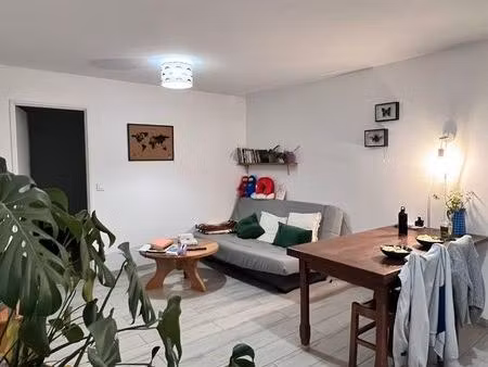 maison composé de 2 appartement