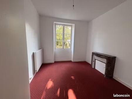 bureau lumineux en cabinet partagé