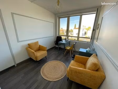 location cabinet partagé lattes