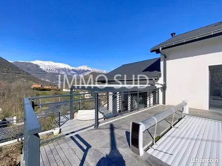 villa 5 pièces 122 m²