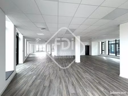 bureaux 137 m² mauguio