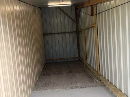 box de stockage 20 m2