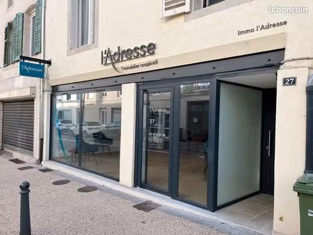 ? rare à louer : local commercial 50m2 prêt à l’emploi