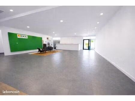 local commercial 125 m² – fréjorgues – parking façade – aucun travaux