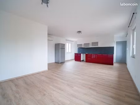 appartement 3 pièces 65 m²