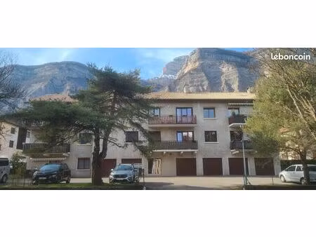 appartement traversant t4 98 m2