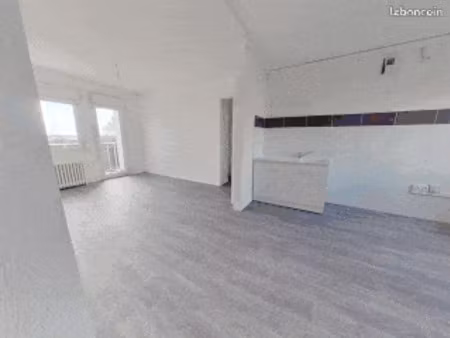 bel appartement f4 à louer dans une impasse