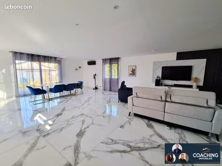 pavillon 5 pièces 129 m²