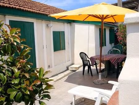 maison de village t3 + parking privé