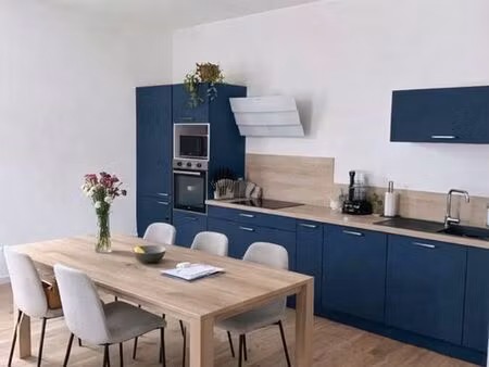 loft 4 pièces 79 m²