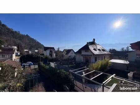maison 6 pièces 148 m²