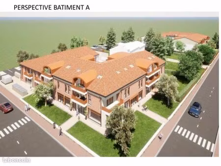 commerce 90m2 à louer