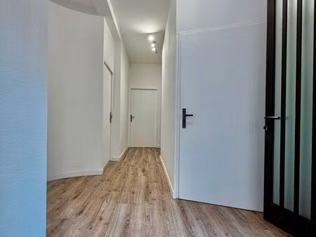 60 m2 - local professionnel – idéal expert-comptable  assurance  conseil  immobilier