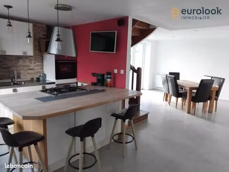propriété 7 pièces 181 m²
