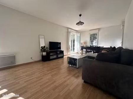 appartement 3 pièces 64 m²