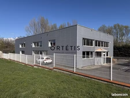 bureaux 303 m² muret
