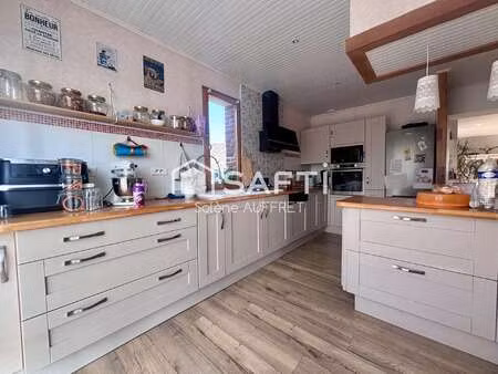 vente maison à bures-en-bray (76660) : à vendre / 181m² bures-en-bray