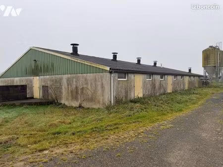 local divers 640 m² cherence le heron