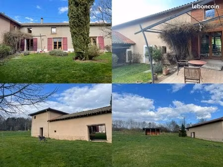 ferme en u rénovée monts du lyonnais