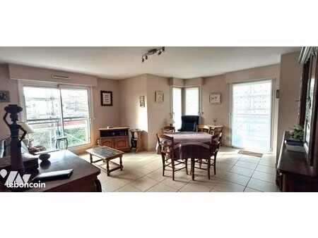 appartement 3 pièces 77 m²