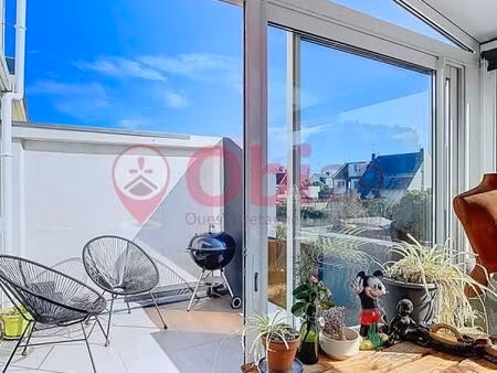 immeuble 10 pièces 166 m²
