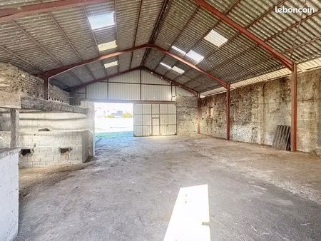 maison 2 pièces 320 m²