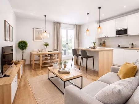 t5 rénové en 2024 pontivy avec places de parking dans quartier calme