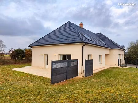 maison contemporaine de standing - pompe a chaleur dpe b