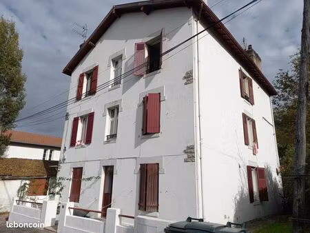 appartement 3 pièces 44 m²