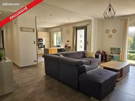 pavillon 4 pièces 95 m²