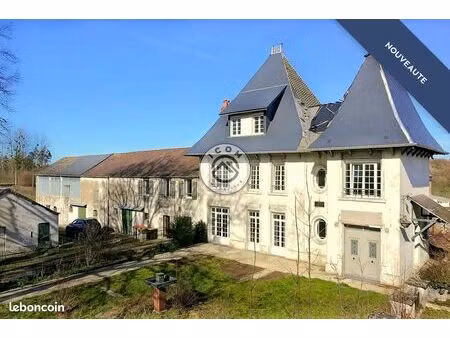 immeuble 10 pièces 380 m²