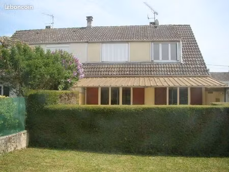 maison f5 avec garage et jardin